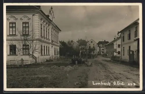 AK Lembach /O. Oest., Strassenpartie mit Geschäft