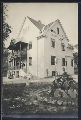 Foto-AK St. Gotthard im Mühlkreis, Rottenegg, Gruppenbild vor der Villa