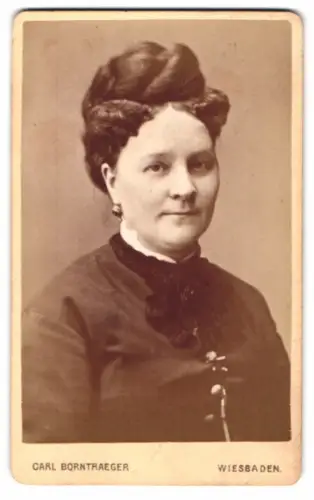 Fotografie Carl Borntraeger, Wiesbaden, Amalie Seippelt, geb. Hockerl