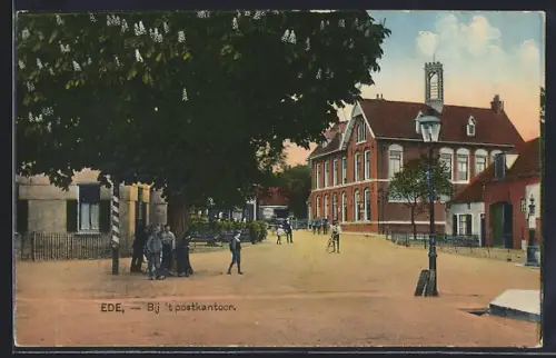 AK Ede, Bij `t postkantoor