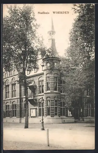 AK Woerden, Stadhuis