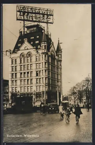 AK Rotterdam, Witte Huis