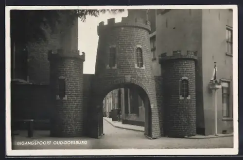 AK Doesburg, Ingangspoort Oud-Doesburg