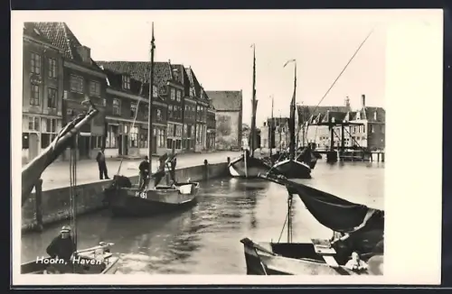 AK Hoorn, Haven