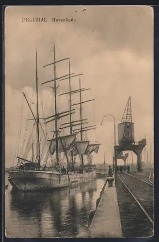AK Delfzijl, Havenkade
