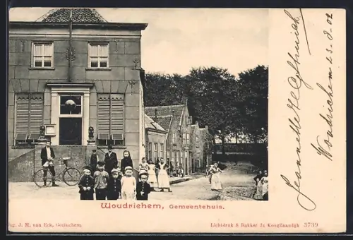 AK Woudrichem, Gemeentehuis