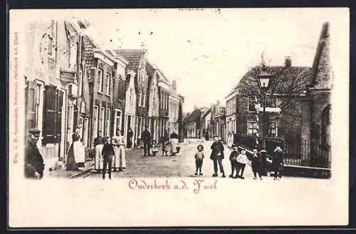 AK Ouderkerk a. d. Yssel, Strassenpartie mit Anwohnern