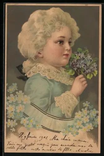 AK Kind mit barocker Perücke riecht am Vergissmeinnicht