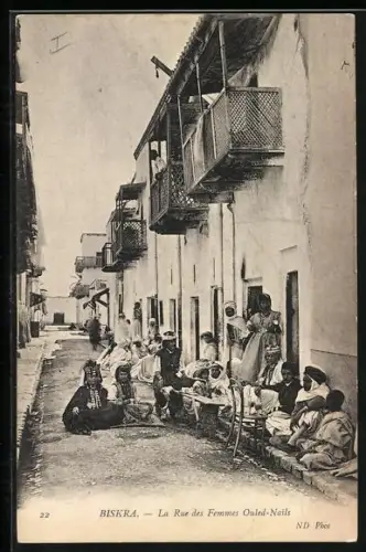 AK Biskra, La Rue des Femmes-Ouled-Nails