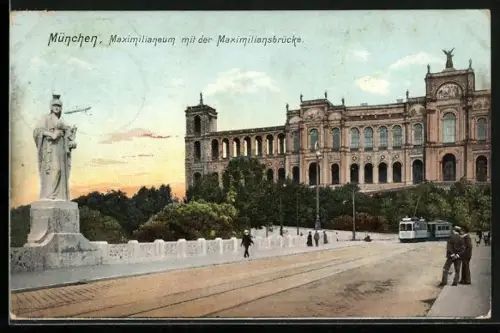 AK München, Strassenbahn auf Maximilian-Brücke mit Miximilianeum