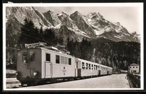 AK Eibsee, Zugspitzbahn im Bahnhof