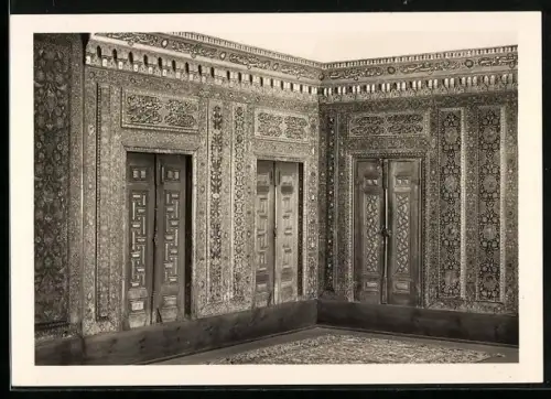 AK Berlin, Pergamonmuseum, Islamische Abteilung, Bemalte Wandverkleidung eines Zimmers aus Aleppo