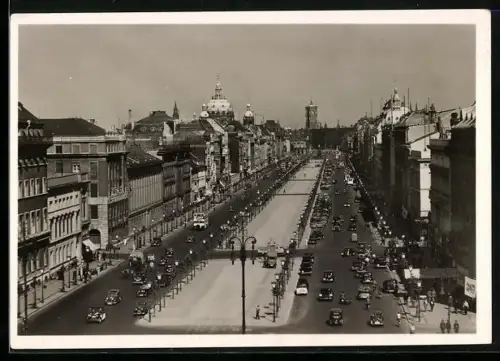AK Berlin, Unter den Linden / Rue sous les tilleuls