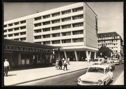 AK Berlin, Quartier der Friedrichstrasse mit Geschäften