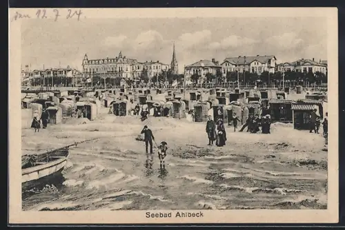AK Ahlbeck / Ostseebad, Strand mit Badegästen und Strandkörben