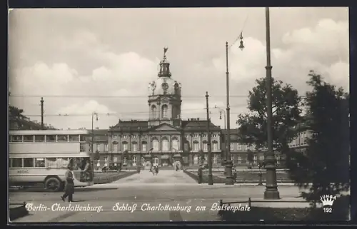 AK Berlin-Charlottenburg, Schloss Charlottenburg am Luisenplatz
