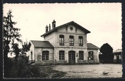 AK Courtenot /Aube, La Gare