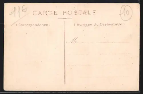 AK Romilly-sur-Seine, La Gare, Bürger vor dem Bahnhof