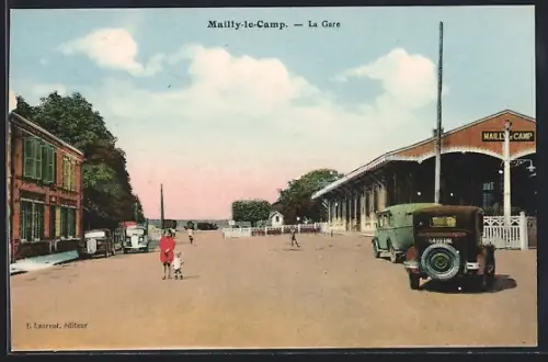 AK Mailly-le-Camp, La Gare, Bahnhof