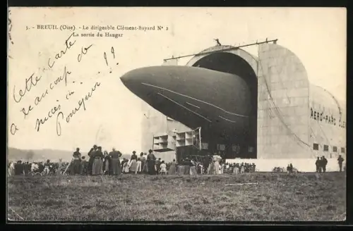 AK Breuil /Oise, Le dirigeable Clément-Bayard N° 2, La sortie du Hangar, Zeppelin