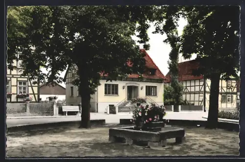 AK Altenburschla /Werra, Am Anger mit Dorfgemeinschaftshaus