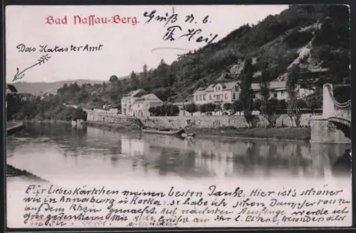AK Bad Nassau-Berg, Flussufer mit bewaldetem Hügel