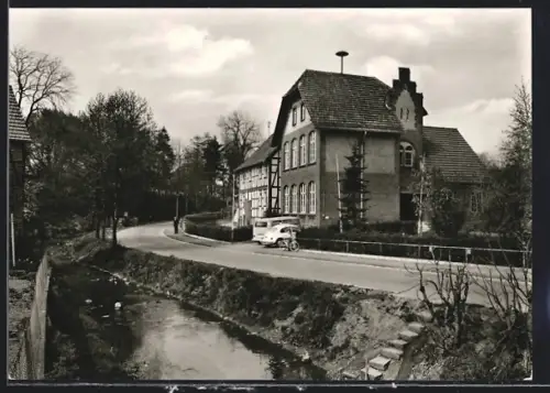 AK Baunatal, Schule, Strassenansicht, Bach