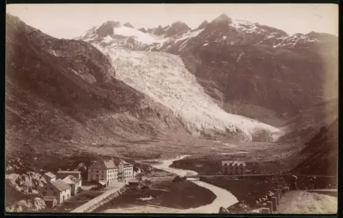 Fotografie unbekannter Fotograf, Ansicht Gletsch, Ortspartie mit dem Rhonegletscher