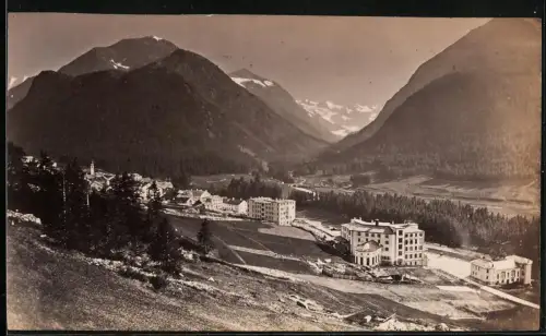 Fotografie unbekannter Fotograf, Ansicht Pontresina, Blick nach den Hotels im Ort