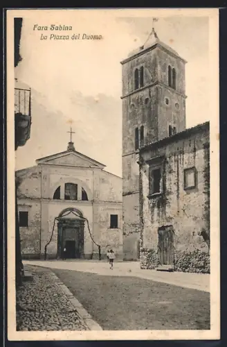 AK Fara Sabina, La Piazza del Duomo