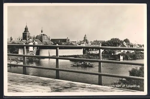 AK Leerdam, Gezicht op Leerdam van af Lingabrug