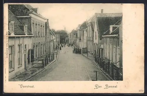 AK Den Bommel, Voorstraat
