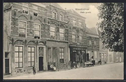 AK Woudrichem, Oude gevels
