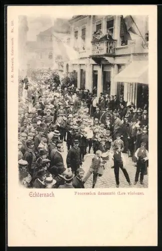 AK Echternach, Procession dansante (Les Violons)