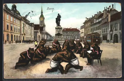 AK Bern, Strassenpartie mit Bären am Denkmal und Strassenbahn