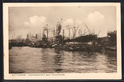 AK Rotterdam, Havengezicht met elevators, Schiffe im Hafen