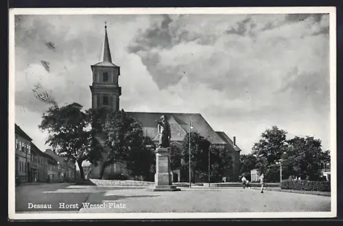 AK Dessau, Platz, Kirche, Denkmal