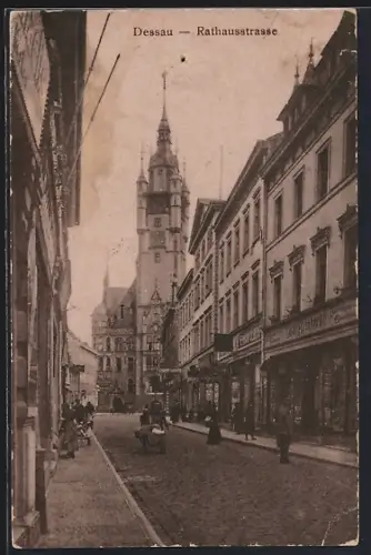AK Dessau, Rathausstrasse mit Geschäften