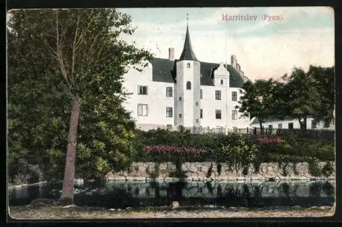 AK Harritslev, Fyen - Blick zum Schloss