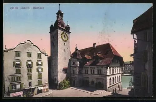 AK Luzern, Platzpartie am Rathaus