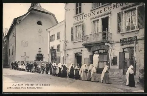 AK Salvan, Procession