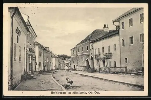 AK Hofkirchen im Mühlkreis, Strassenpartie mit Gasthaus