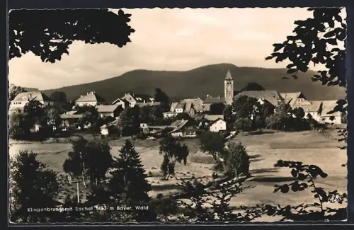 AK Klingenbrunn /Bayerischer Wald, Ortsansicht mit Rachel