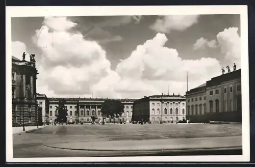 AK Berlin, Universität, Hauptgebäude, Opernplatz