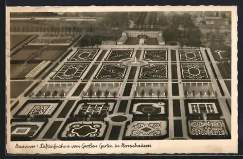 AK Hannover-Herrenhausen, Luftaufnahme, Grosser Garten, Schloss