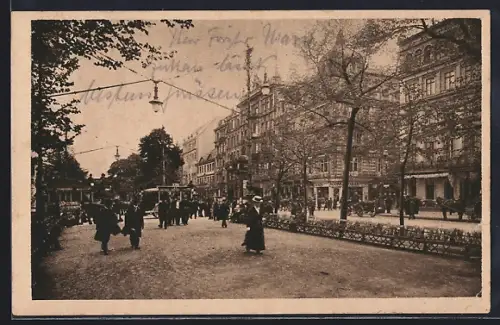 AK Berlin, Unter den Linden, Strassenszene, Geschäftsgebäude, Passanten