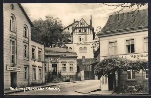 AK Buckow / Märk. Schweiz, Zentralschule, Bäckerei, Sanatorium Waldfrieden