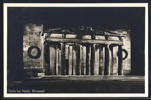 AK Berlin, Ehrenmal bei Nacht, Unter den Linden