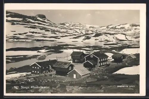 AK Haukelisaeter, Häuser im Schnee