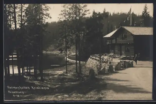 AK Holmenkollen, Hotel Kristiana, Peisestuen